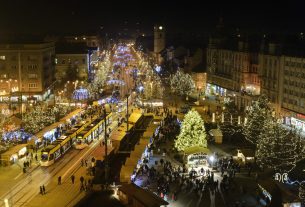 Karácsonyi díszkivilágítás Debrecenben