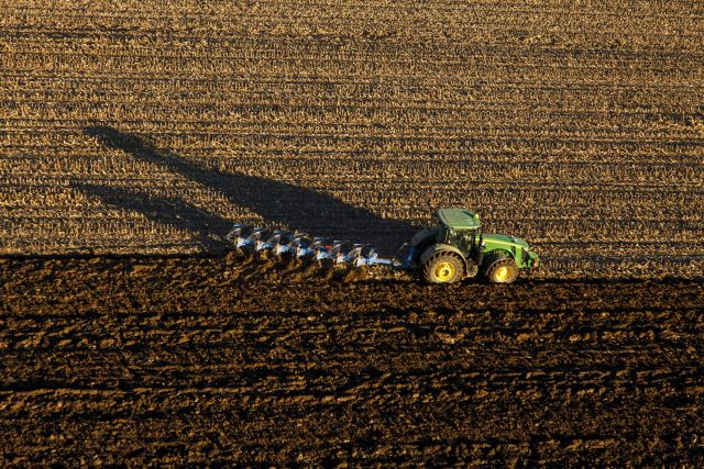 Mezőgazdaság, traktor