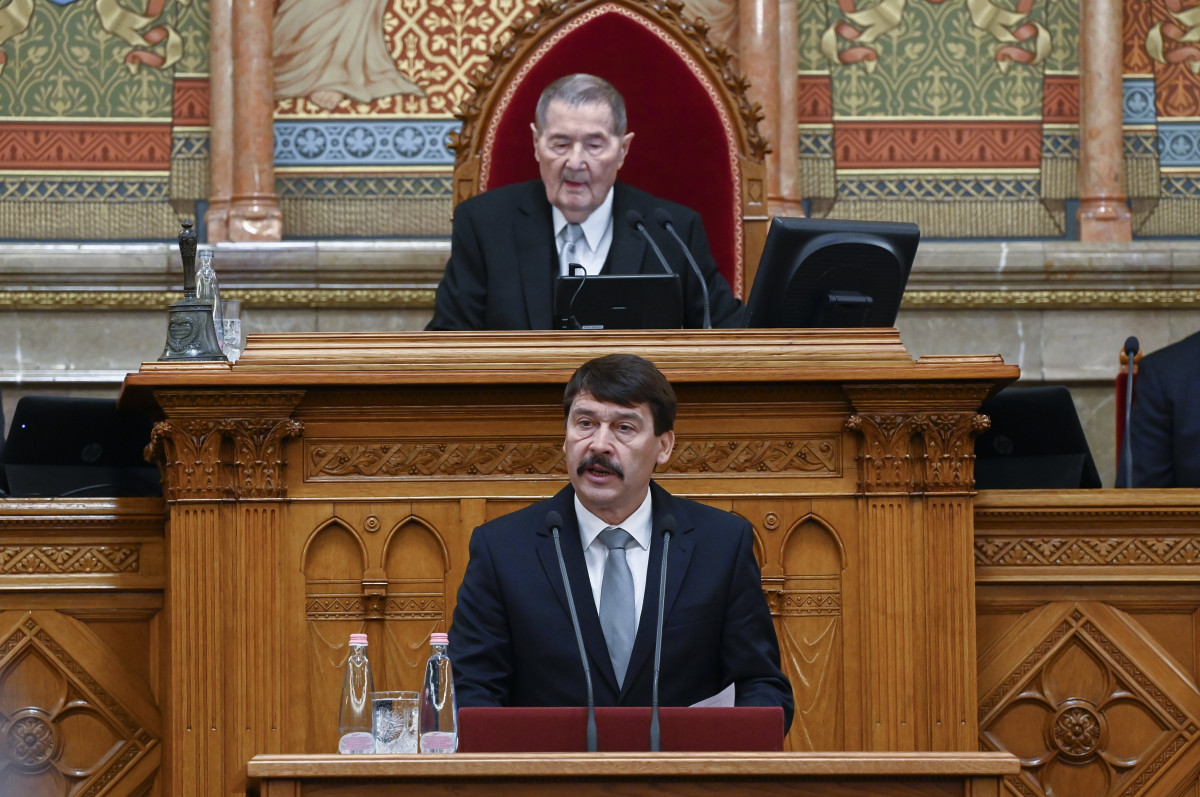 Áder János köztársasági elnök beszédet mond az Országgyűlés alakuló ülésén a Parlamentben 2022. május 2-án. MTI/Koszticsák Szilárd