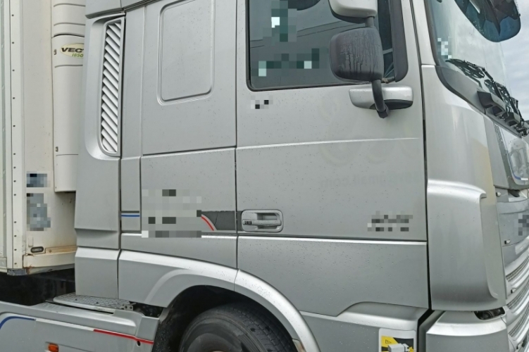 Körözött kamiont azonosítottak az egyenruhások csanádpalotai határátkelőn